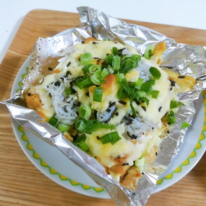 簡単!厚揚げしらすチーズ♪